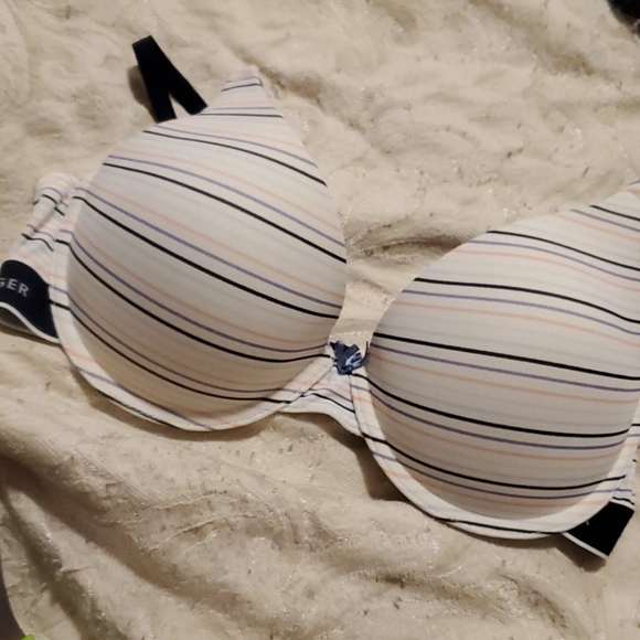 Tommy Hilfiger Push-Up T-Shirt Bra - Picture 2 of 3